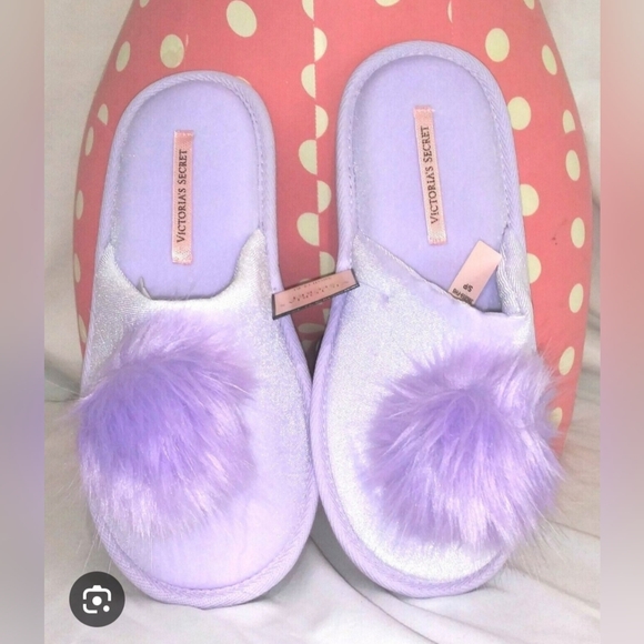 Victoria Secret Slippers for Women - Picture 6 of 6